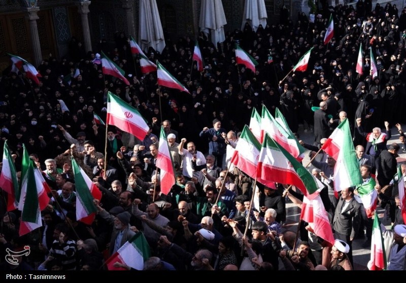 مرگ بر اسرائیل و مرگ بر آمریکا در آسمان یزد طنین انداز شد