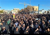 سوگ و خروش مردم اراک؛ پیمان با امام امت در میدان شهدا