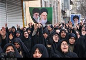 تجمع سوگواران رهبر شهید انقلاب در اردبیل