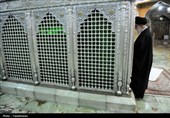 تصاویری از حضور امام خامنه‌ای در حرم حضرت معصومه(س)