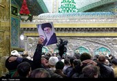 سوگ و حزن اعلام شهادت رهبر معظم انقلاب در حرم مطهر رضوی