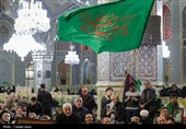 سوگ و حزن اعلام شهادت رهبر معظم انقلاب در حرم مطهر رضوی