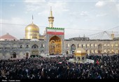 سوگ و حزن اعلام شهادت رهبر معظم انقلاب در حرم مطهر رضوی