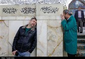 سوگ و حزن اعلام شهادت رهبر معظم انقلاب در حرم مطهر رضوی