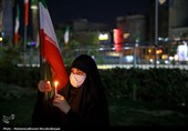 تجمع مردم داغدار تهران در میدان ولیعصر