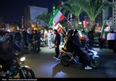 تجمع مردم داغدار تهران در میدان ولیعصر