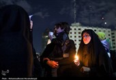 تجمع مردم داغدار تهران در میدان ولیعصر