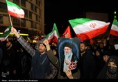 تجمع مردم داغدار تهران در میدان ولیعصر
