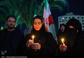 تجمع مردم داغدار تهران در میدان ولیعصر