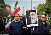 Митинг скорбящих по погибшему Верховному лидеру Ирана в Ширазе