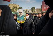 Митинг скорбящих по погибшему Верховному лидеру Ирана в Ширазе