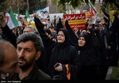 Митинг скорбящих по погибшему Верховному лидеру Ирана в Ширазе