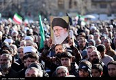 Митинг скорбящих по погибшему Верховному лидеру Ирана в Хамедане