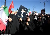 Митинг скорбящих по погибшему Верховному лидеру Ирана в Хмедане