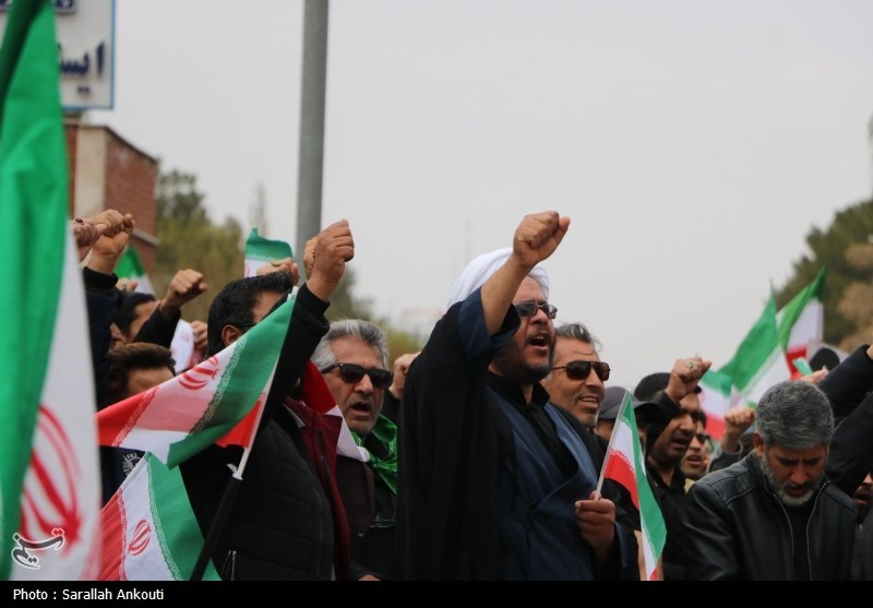 خشم و انزجار مردم کرمان از آمریکای جنایتکار