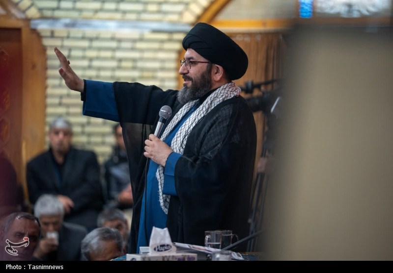 وحدت رمز پیروزی ملت ایران مقابل دشمنان است