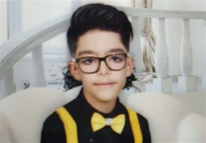 مراسم وداع با پیکر مطهر شهید دانش‌آموز پارسا مختاری‌نسب در استان مرکزی