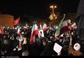 🖼 #گزارش_تصویری | حماسه آفرینی مردم مقتدر قزوین برای سومین شب متوالی در خیابان‌های شهر ‌ 📱رسانه با