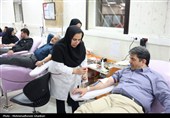 بازدید استاندار کرمان از انتقال خون