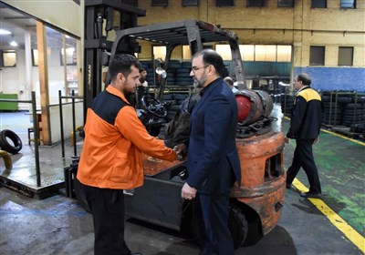 کارگران یزد؛ خط مقدم پایداری اقتصاد کشور