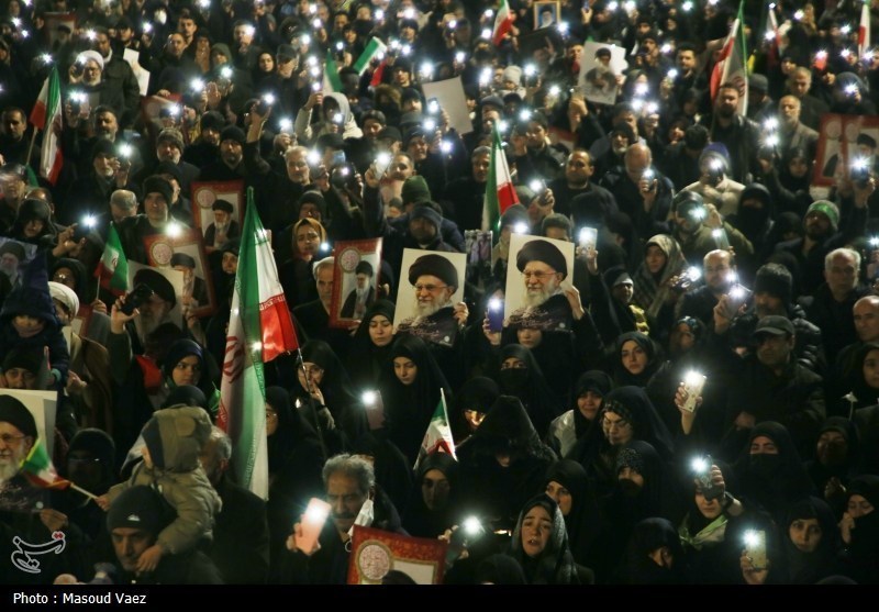 Ночные собрания народа Ирана по всему Ирану в знак скорби по их мученику-лидеру аятолле Хаменеи
