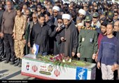 تشییع شهید حملات آمریکایی - صهیونیستی بر دوش مردم بندر دیلم