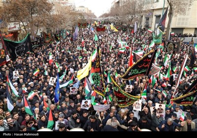 تاکید مردم اردبیل بر ادامه راه و پایبندی بر مکتب رهبر شهید