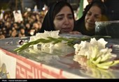 وداع گرگانی‌ها با پیکر دو شهید جنگ