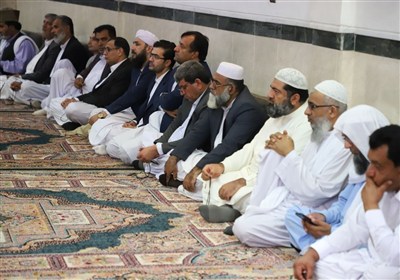 ورود کاروان علمای اهل سنت برای حضور در مراسم تشییع رهبر شهید به مشهد