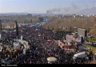 تشییع پیکر 15 شهید  حملات آمریکایی صهیونی در اصفهان