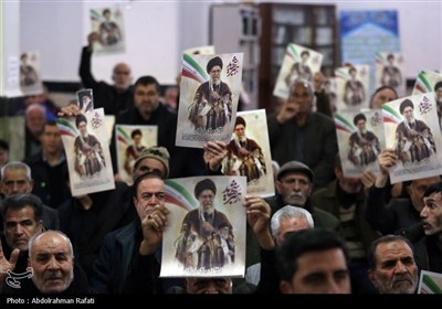 مراسم بزرگداشت رهبر شهید انقلاب  در مسجد جامع همدان