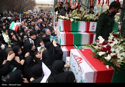تشییع پیکر شهدای حملات آمریکایی صهیونی در تبریز