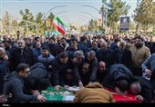 وداع مردم کرج با شهید «احمدرضا دانش‌کهن»