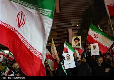 اجتماع مدال آوران المپیاد های علمی جهانی ایران در محکومیت تجاوز آمریکایی صهیونیستی