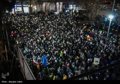 اجتماع مردم در سوگ رهبر شهید - اسفراین