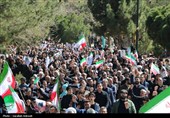 راهپیمایی حماسی مردم کرمان در نخستین نماز جمعه پس از شهادت امام امت