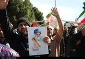 حضور پرشور مردم کرمان در راهپیمایی پس از اقامه نماز جمعه