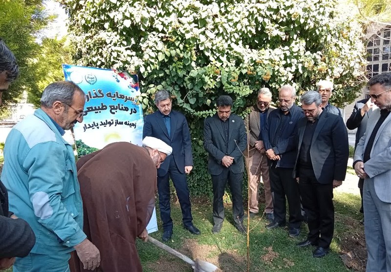 اخبار استان اصفهان , اخبار اصفهان , روز درختکاری , 