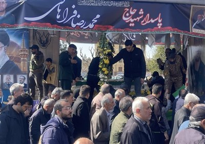 پیکر پاسدار شهید محمدرضا فراهانی در شهر اندیشه تشییع شد+تصاویر