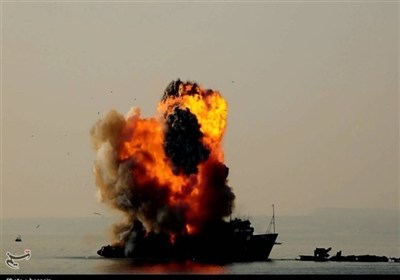 الحرس الثوري يعلن استهداف ناقلة نفط حاولت عبور مضيق هرمز بطائرة مسيرة