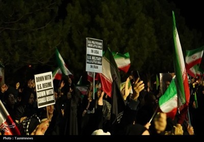 اجتماع مردم سراوان در خون‌خواهی امام خامنه‌ای