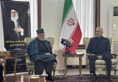 حامد کرزی: دیدار با رهبر شهید انقلاب اسلامی یک افتخار بود