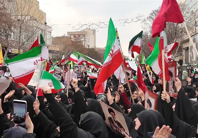 خروش بانوان زینبی تبریز در سوگ رهبر شهید