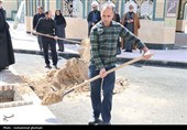 کاشت درخت در حوزه علمیه به یاد رهبر شهید