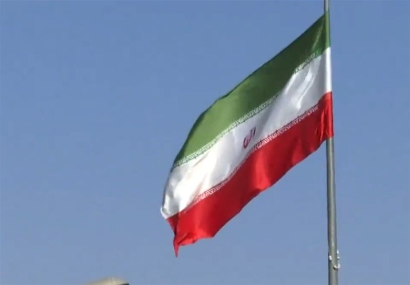 Iranians Showcase Profound Patriotism by Returning to Defend Homeland amid US-Israeli Aggression