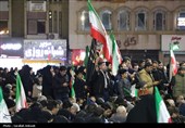 اجتماع حماسی مردم کرمان در هفتمین شب شهادت امام خامنه‌ای