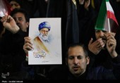 اجتماع حماسی مردم کرمان در هفتمین شب شهادت امام خامنه‌ای