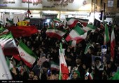 اجتماع حماسی مردم کرمان در هفتمین شب شهادت امام خامنه‌ای