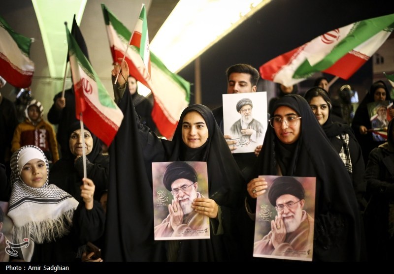 حماسه حضور مردم کهگیلویه در نخستین لحظه انتخاب رهبر سوم انقلاب