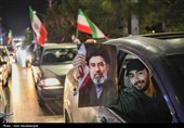 شادی مردم قم  پس از اعلام رهبری آیت الله سیدمجتبی خامنه‌ای